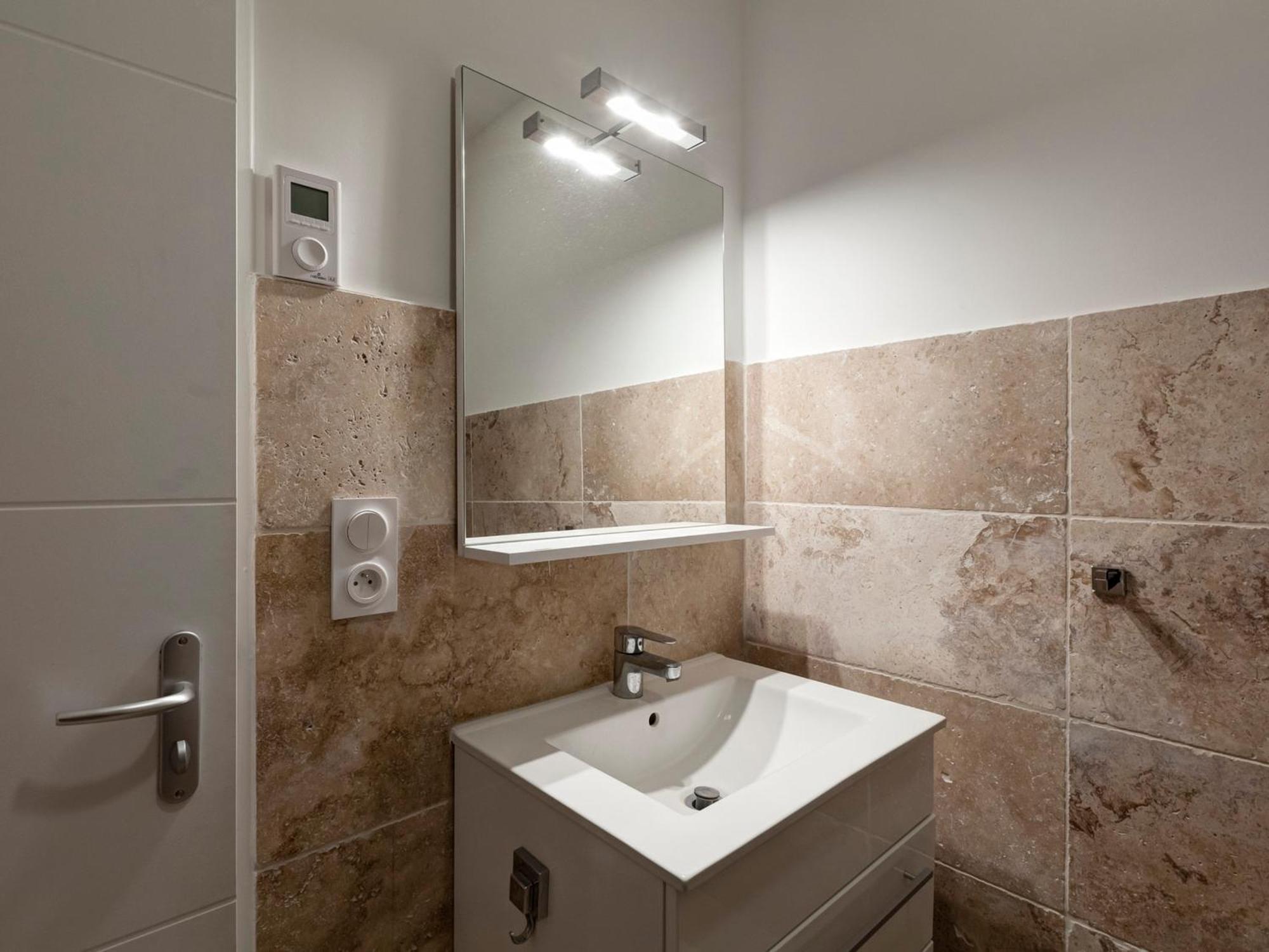 Appartement Neuf 2* Au Centre De Brides Avec Terrasse, Proche Telecabines Et Commerces - Fr-1-512-41 Exterior foto